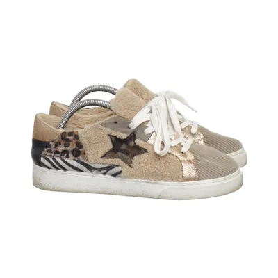 Sneakers (Gray, Beige, Multicolored) from Findlay