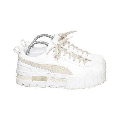 Sneakers (Cali Dream) from Puma