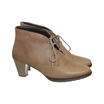 Stövletter (Beige) från Uno Due Tre Skinn