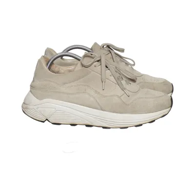 Trainingsschoenen (Beige) van Garment Project Suède