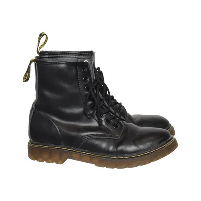 Bottes à lacets (1460) de Dr. Martens