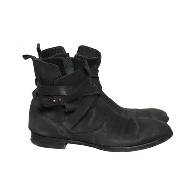 Ankle boots (Black) from Akira