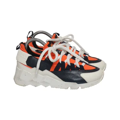 Sneaker (Planet) von Pierre Hardy
