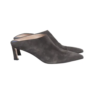 Mules (Grau) von Stuart Weitzman