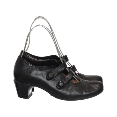 Brogues (Black) from Wolky