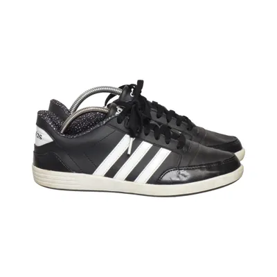 Trainers (Black, White) from Adidas Neo