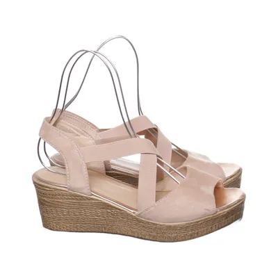 Chaussure compensées (Beige) de Clara Barson