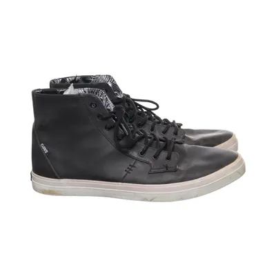 Sneakers (Tripp Hi) from AM Shoe Company
