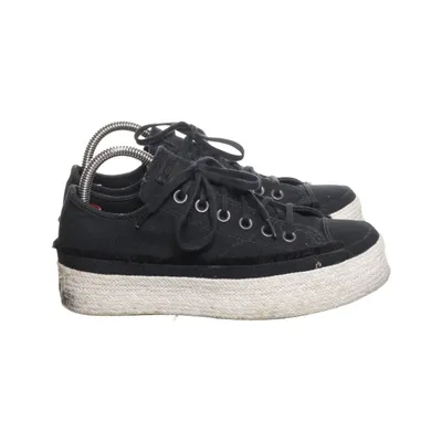 Canvas sko (Sort) fra Converse