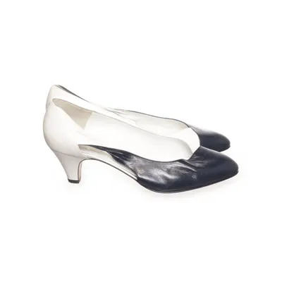 Escarpins (Noir, Blanc) de Bruno Magli