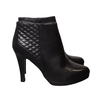 Heeled boots (Black) from Only Pink