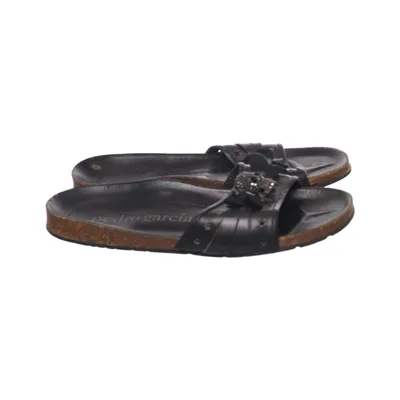 Teenslippers (Zwart) van Pedro García