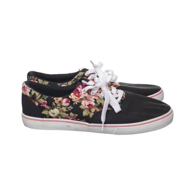 Canvas shoes (Black, Multicolored) from Victory Leather