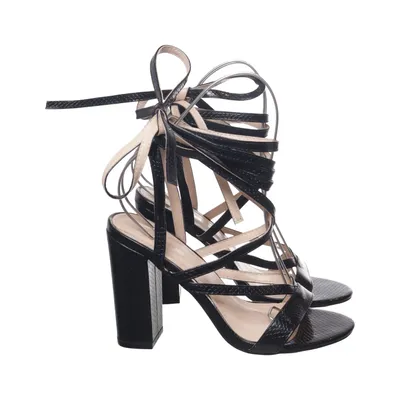 Sandaletten (Zwart) van Public Desire