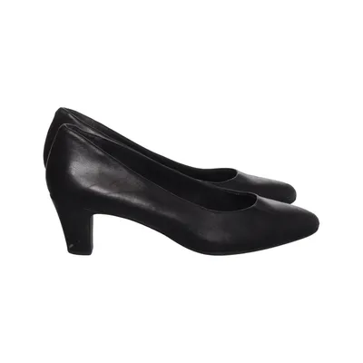 Pumps (Black) from Green Cross