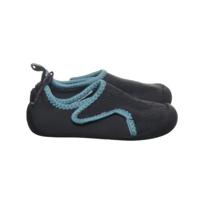 Chaussures de bain (Noir, Bleu) de Decathlon