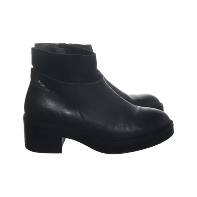 Heeled boots (Black) from Lili Mill