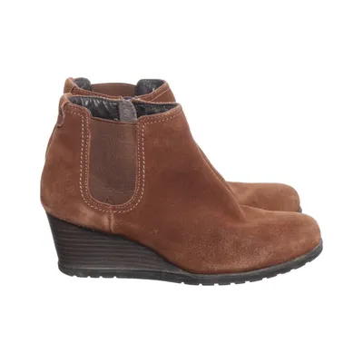 Ankle boots (Brown) from Medicus