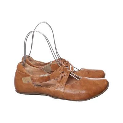 Ballet flats (Brown) from Think! Leather