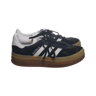 Sneakers (Gazelle) from Adidas