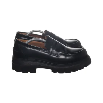 Loafers (Black) from Apple of Eden Leather