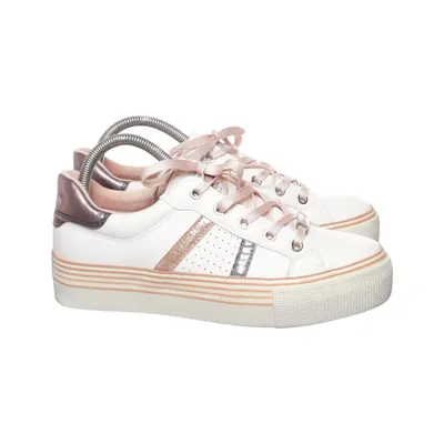 Sneakers (White, Multicolored) from Refresh