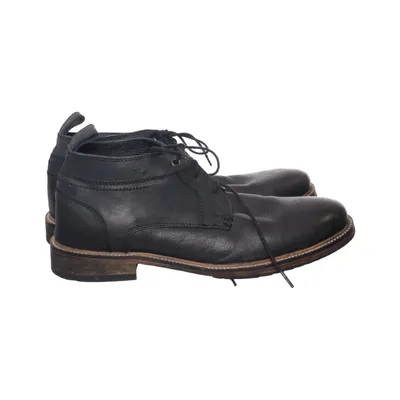 Desert Boot (Schwarz) von Mishumo