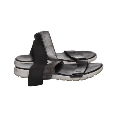 Sandals (Black, Gray) from Super Me