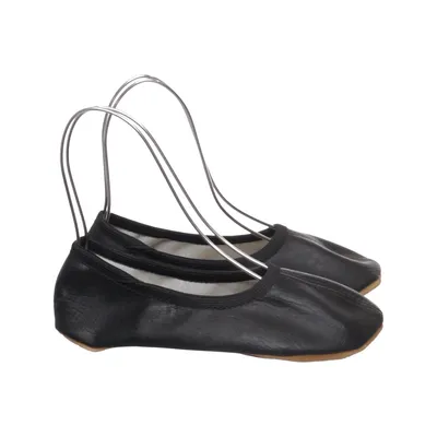 Ballet shoes (Black) from Beck