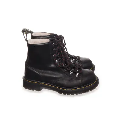 Kängor (BARTON) från Dr. Martens
