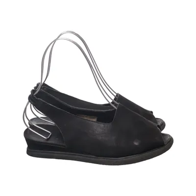 Chaussure compensées (Noir) de Arche Cuir