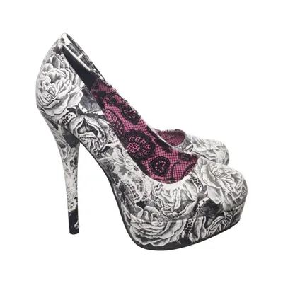 Pumps (Black, White) from Iron Fist