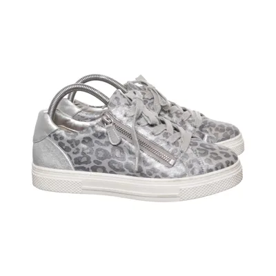 Sneakers (Gray, Silver) from Hassia