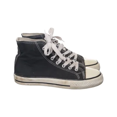 Canvas shoes (Black) from Victory