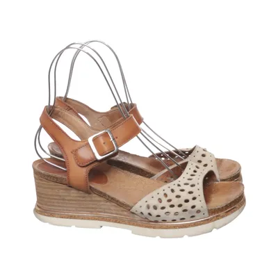 Wedges (Brown, Beige) from Felmini