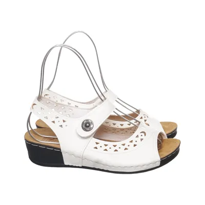 Sandals (White) from Easy Street
