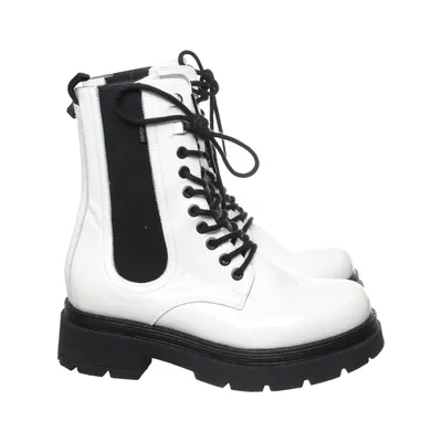 Laced boots (White, Black) from Nero Giardini