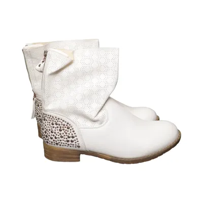 Ankle boots (White) from Gisicode