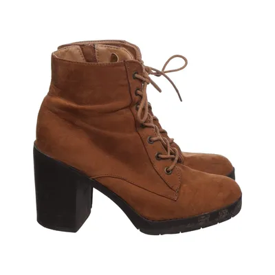 Heeled boots (Brown) from Primark
