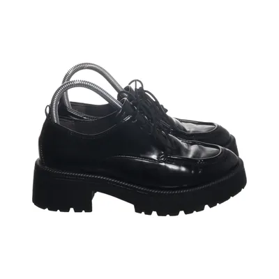 Derby shoes (Black) from Tamaris