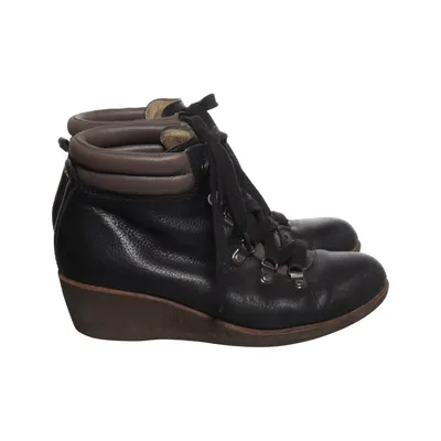 Laced boots (Black) from Flip Flop