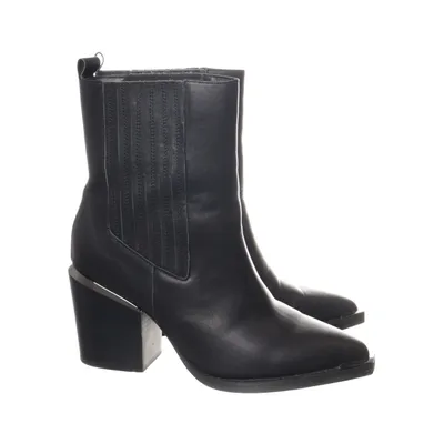 Ankle boots (Alma en Pena black western ankle boots / Chelsea boots) from Alma en Pena Leather