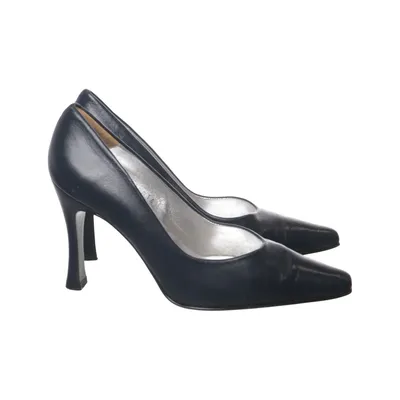 Pumps (Black) from Silhouette