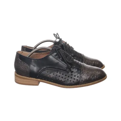 Brogues (Black, Silver) from Vanessa Wu Leather