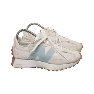 Träningsskor (327) från New Balance