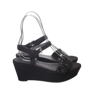 Wedges (Black) from Young Spirit