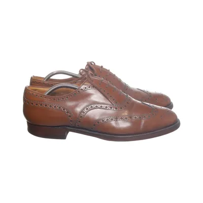 Brogues (Brun) från Church's