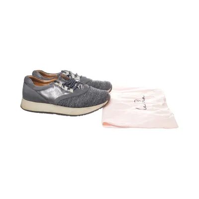 Sneakers (Gray) from La Shoe