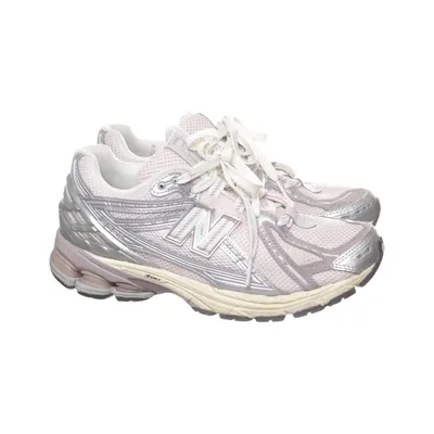 Trainers (1906) from New Balance