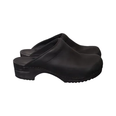 Clogs (Black) from Sanita